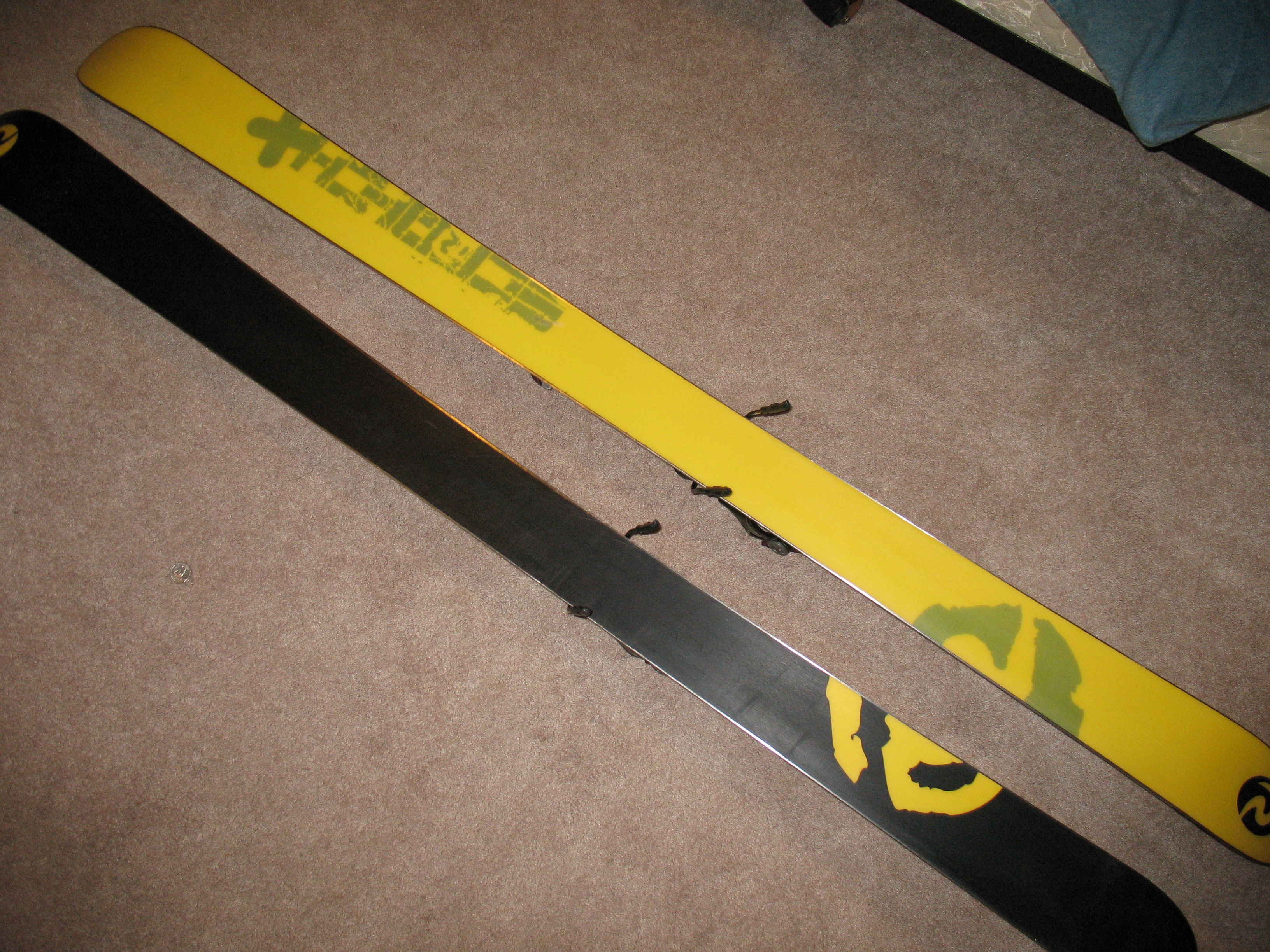 Skis for sale 2