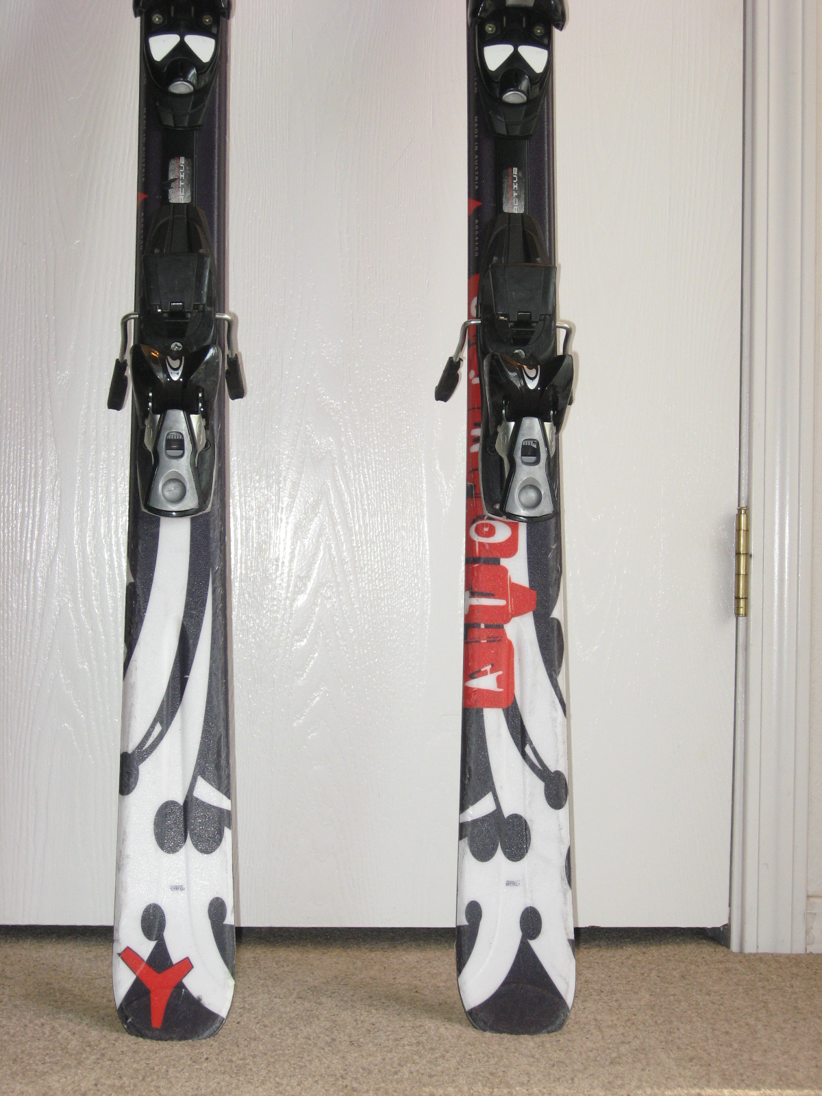 Skis