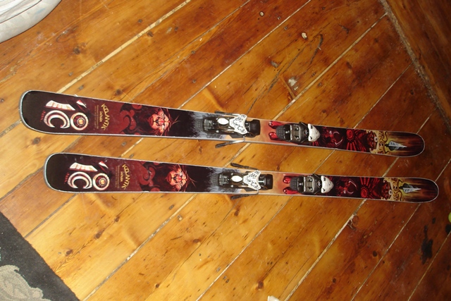 Skis