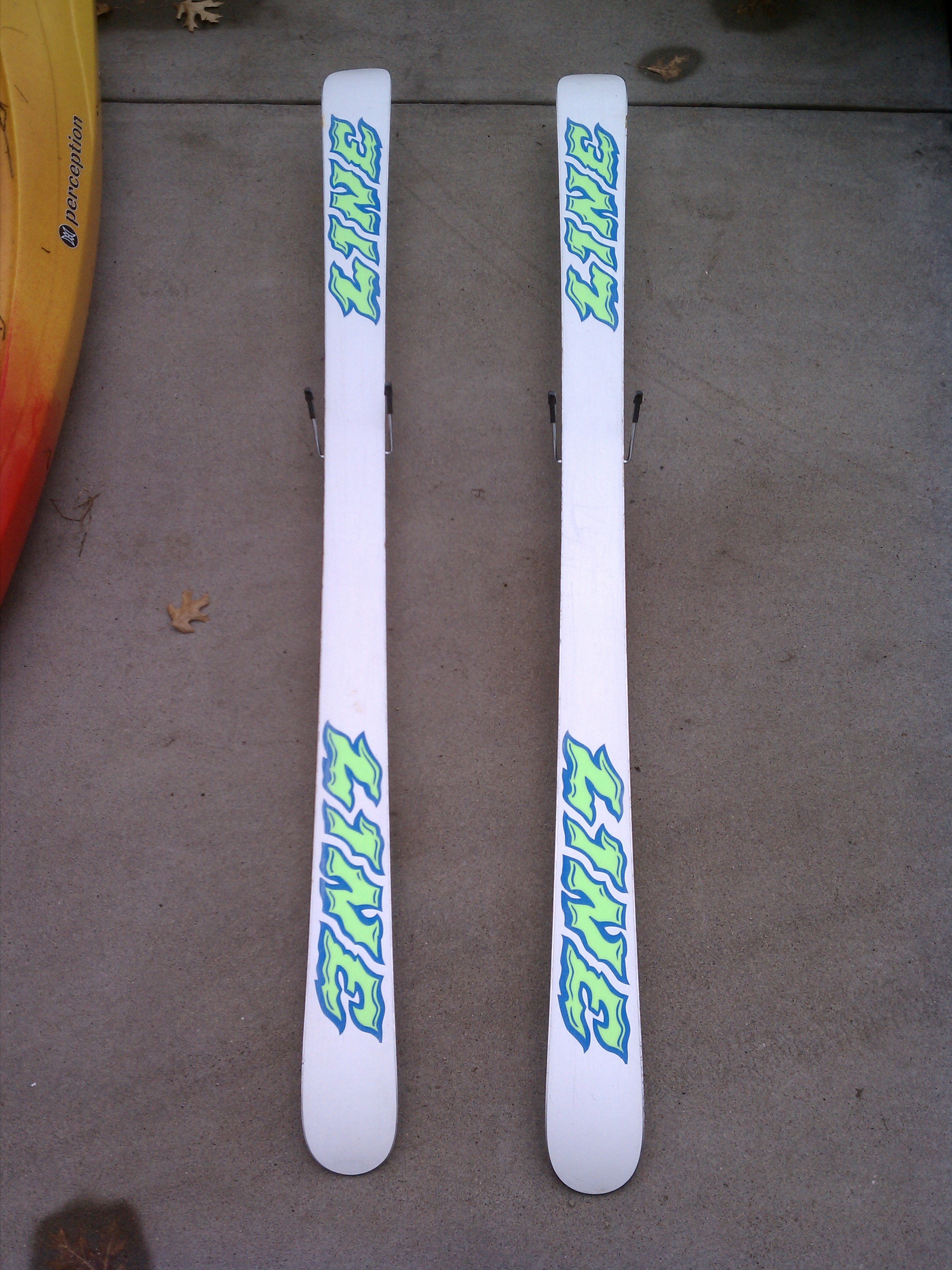 Skis