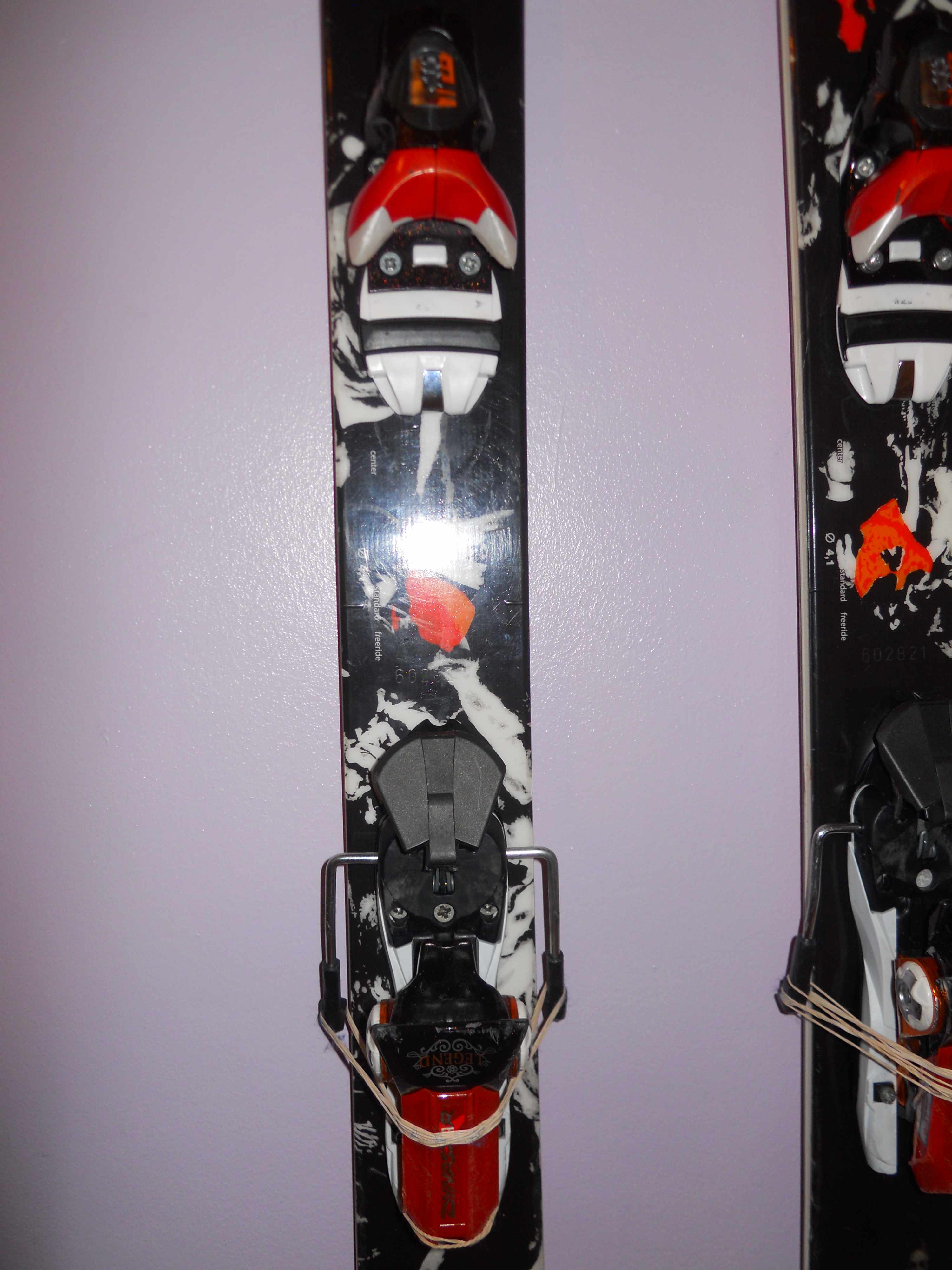 SKIS's