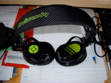 Skull Candy Double Agents