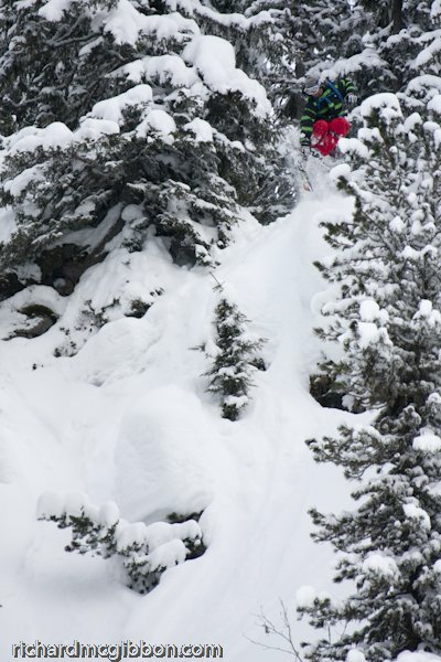 Skye Darden droppin a bomb in the arlberg