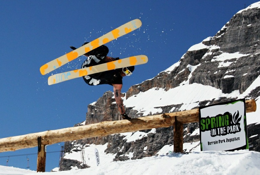 Skye Darden tree plantin with the EP's