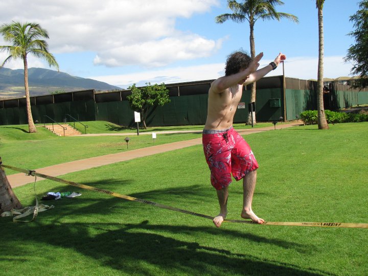 Slacklining in hawaii 2