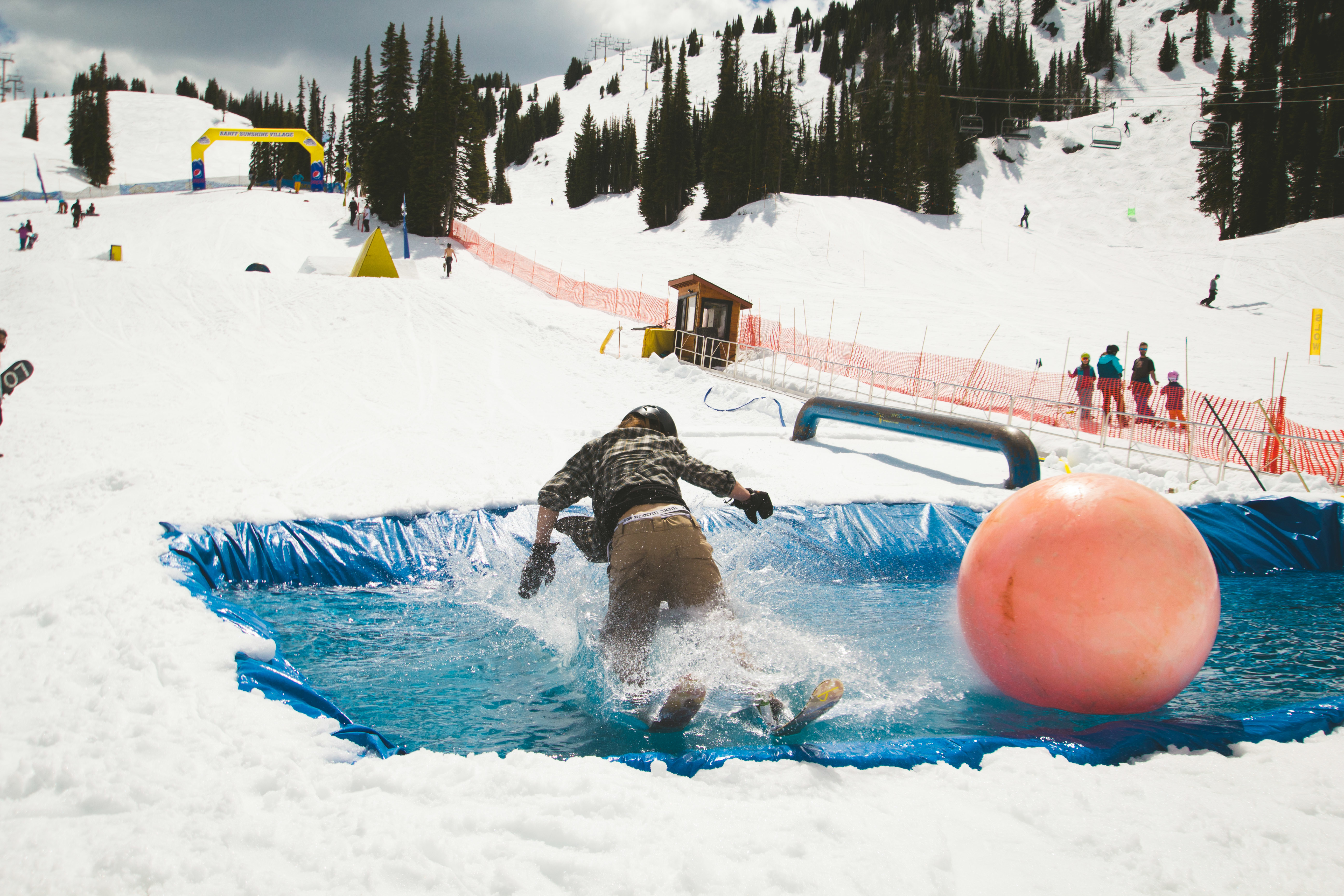 Slush rail jam