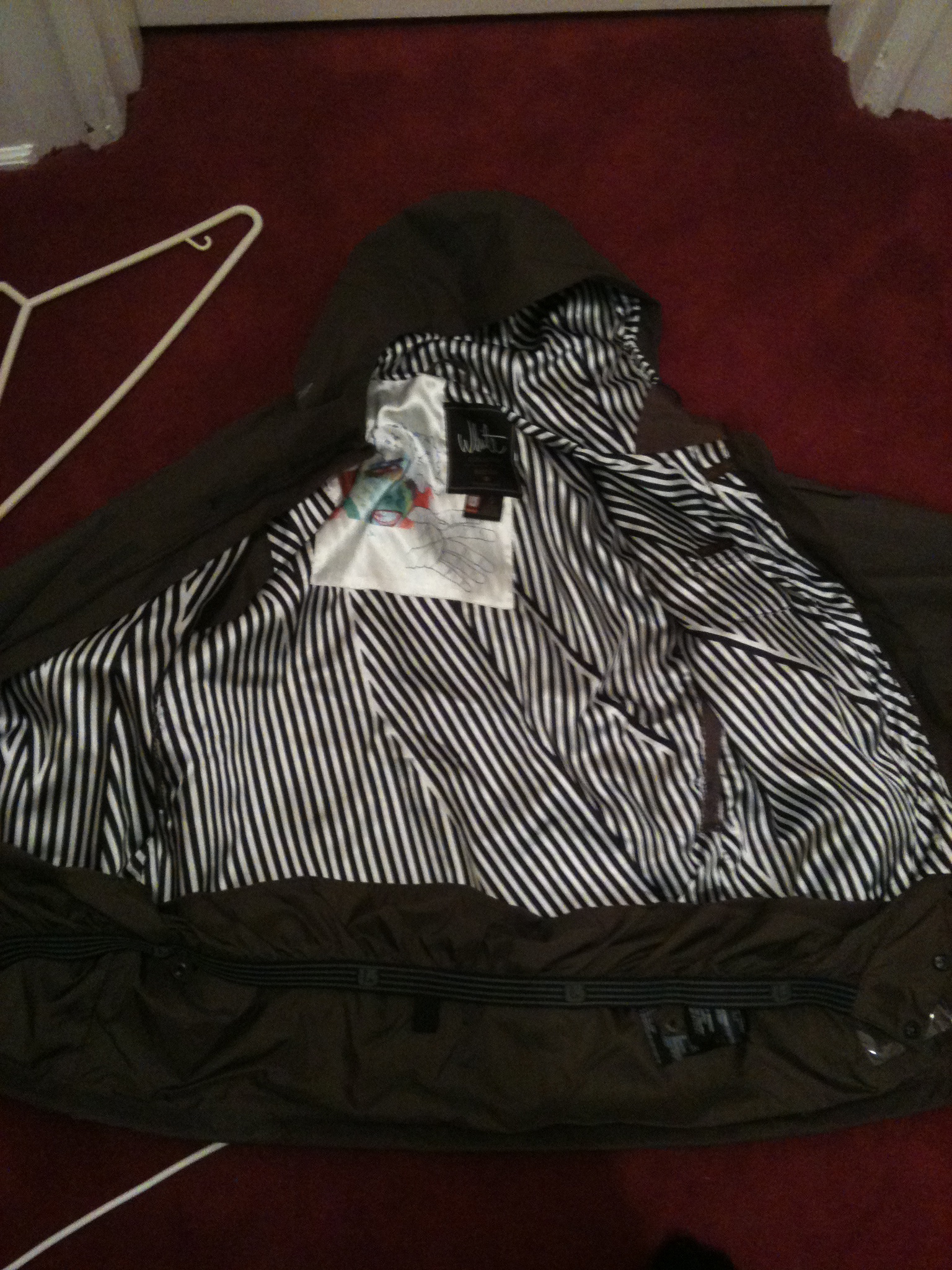 Small Burton jacket for small inside