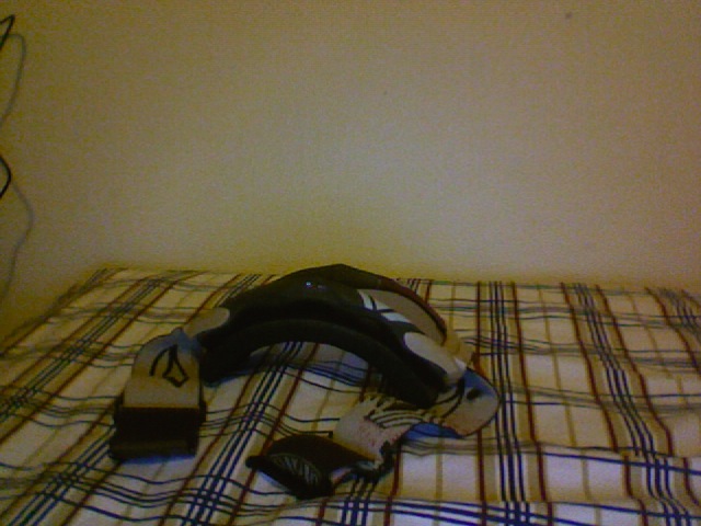 Smith fuse goggles unclipped in the back