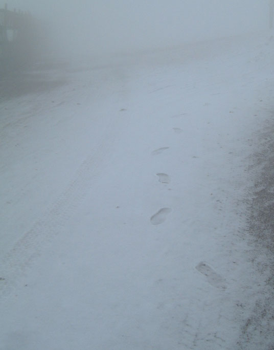 snow!!!!!  top of mammoth sept 6th 20002