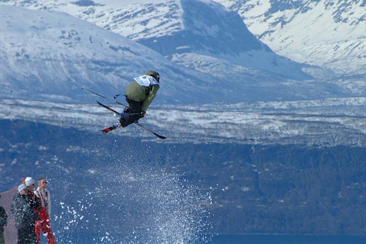 Some kinda mute. Sweet pic