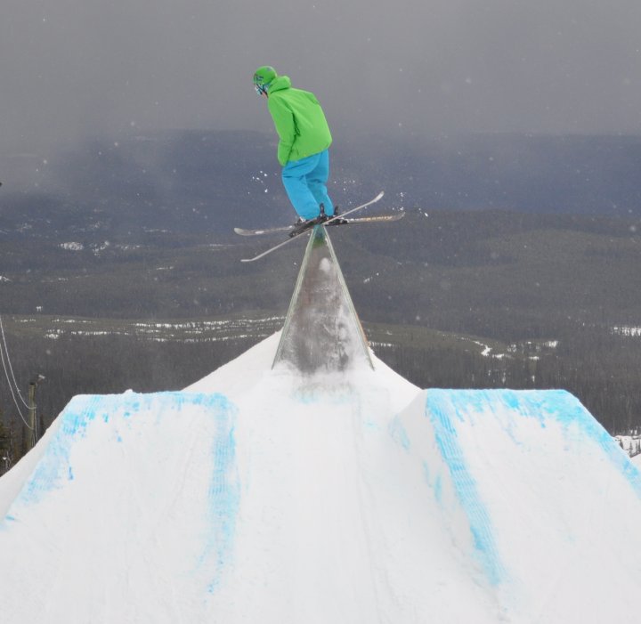 Somewhere over the rainbow