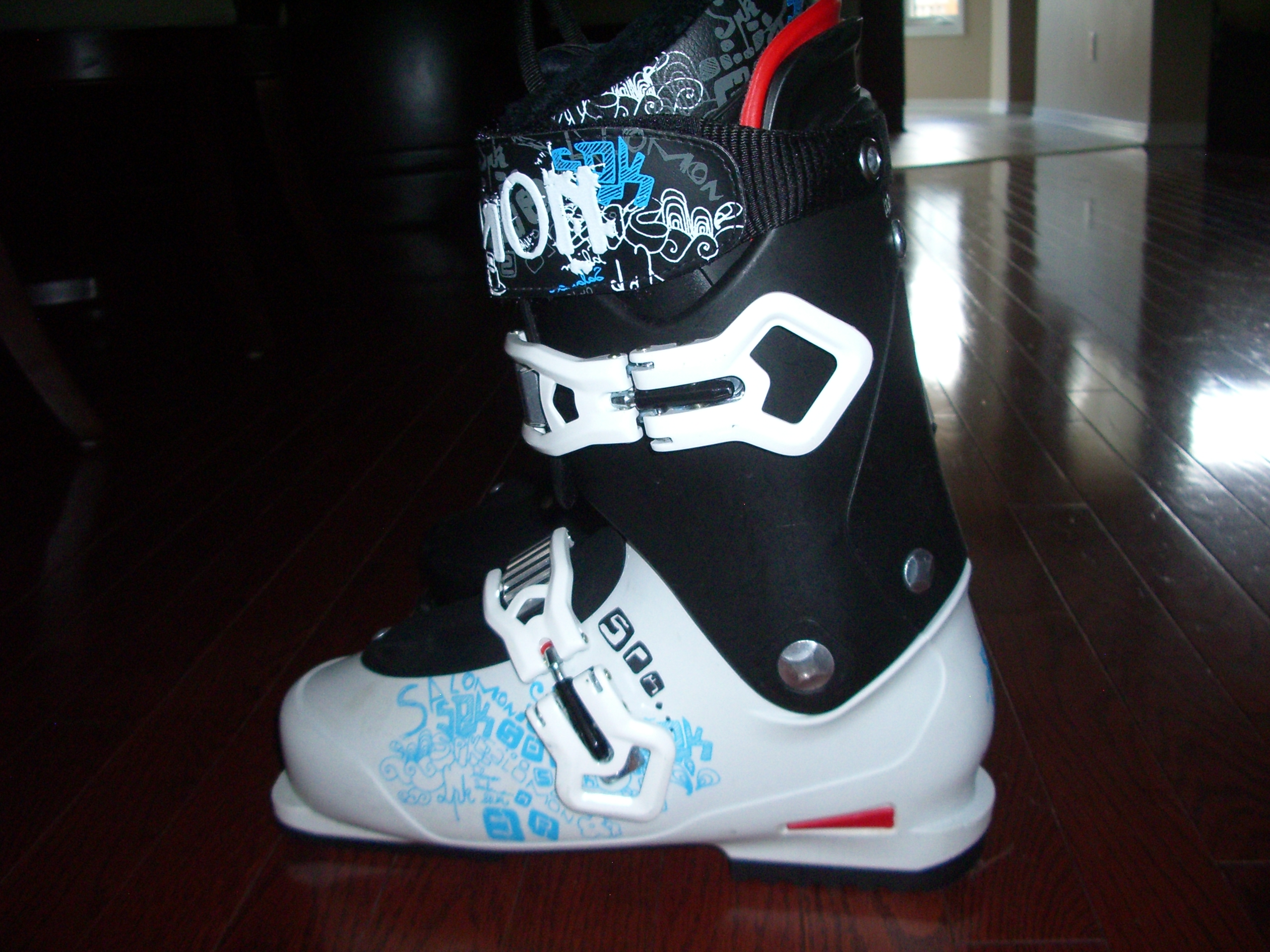 SPK Kaos ski boots