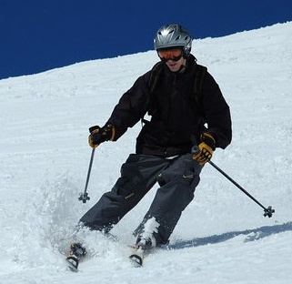 Spring skiing at Hood