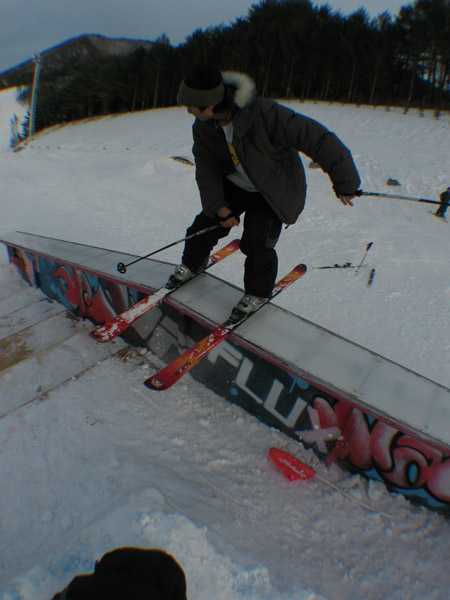 staircase flat-down kink box