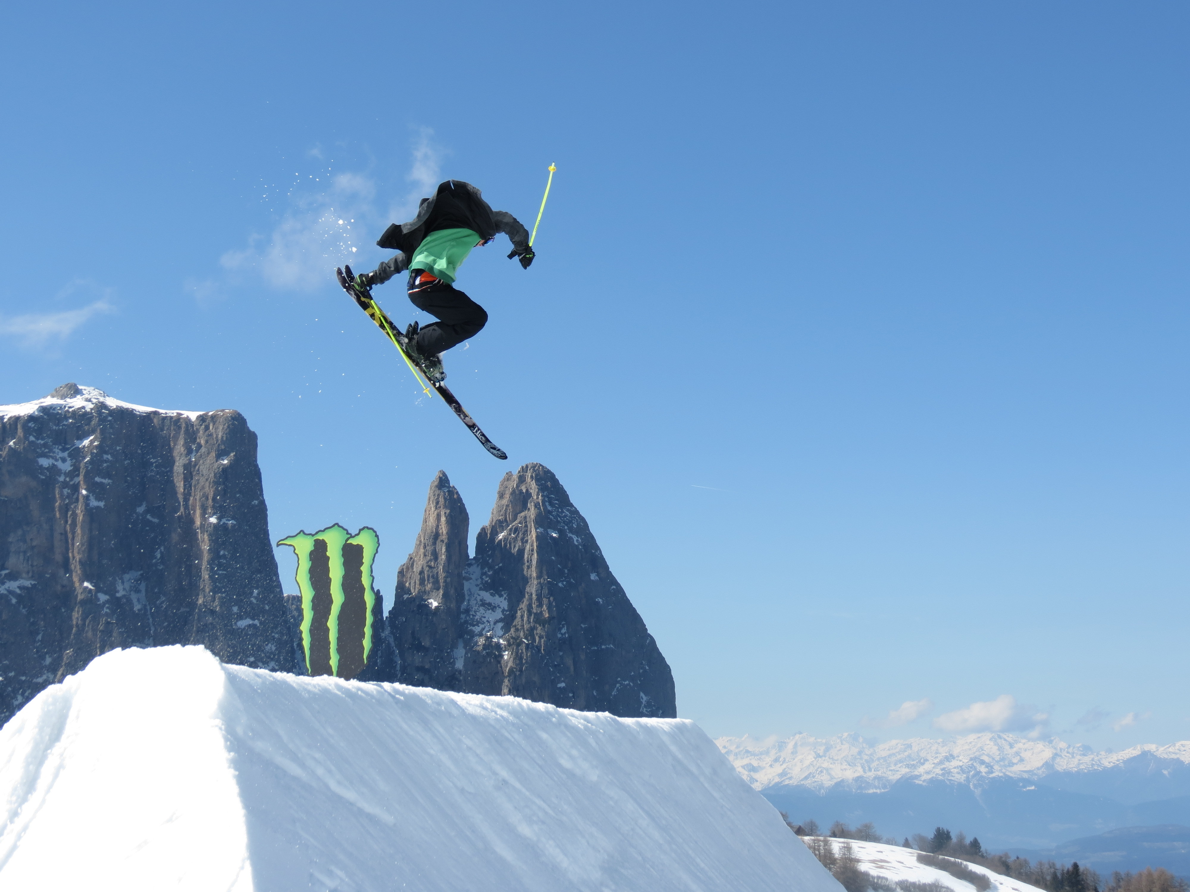 Stalefish over the Sciliar