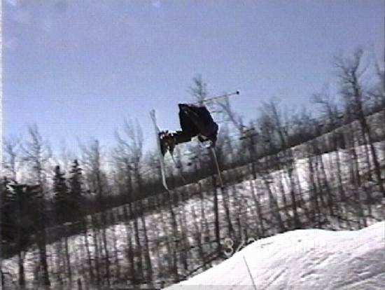 swich crossed, hucked front 1