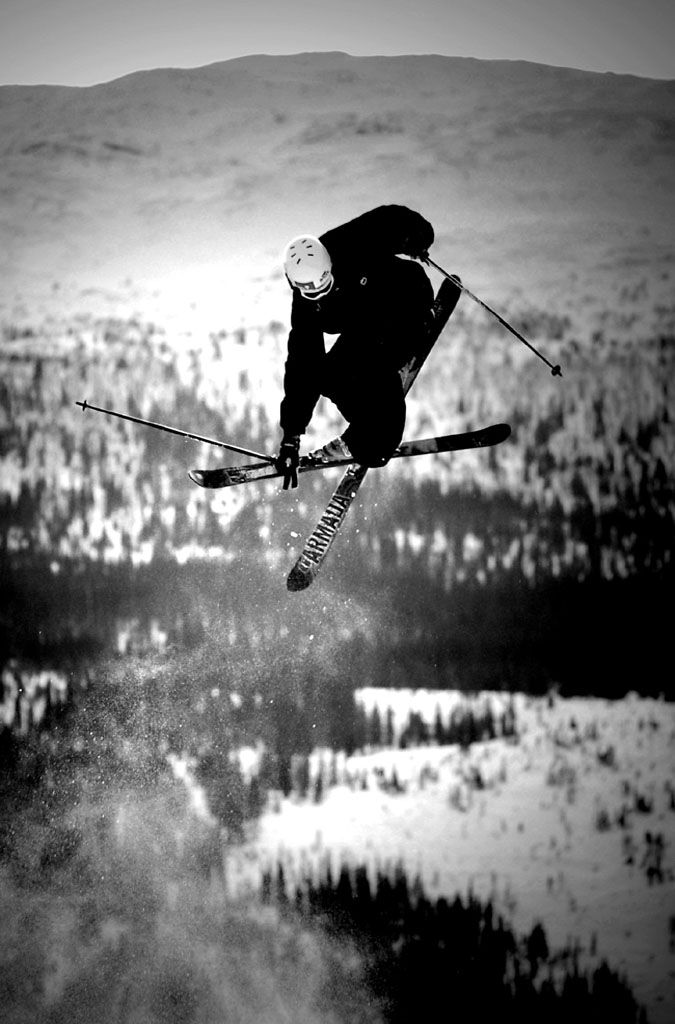 switch 5 mute, black/white