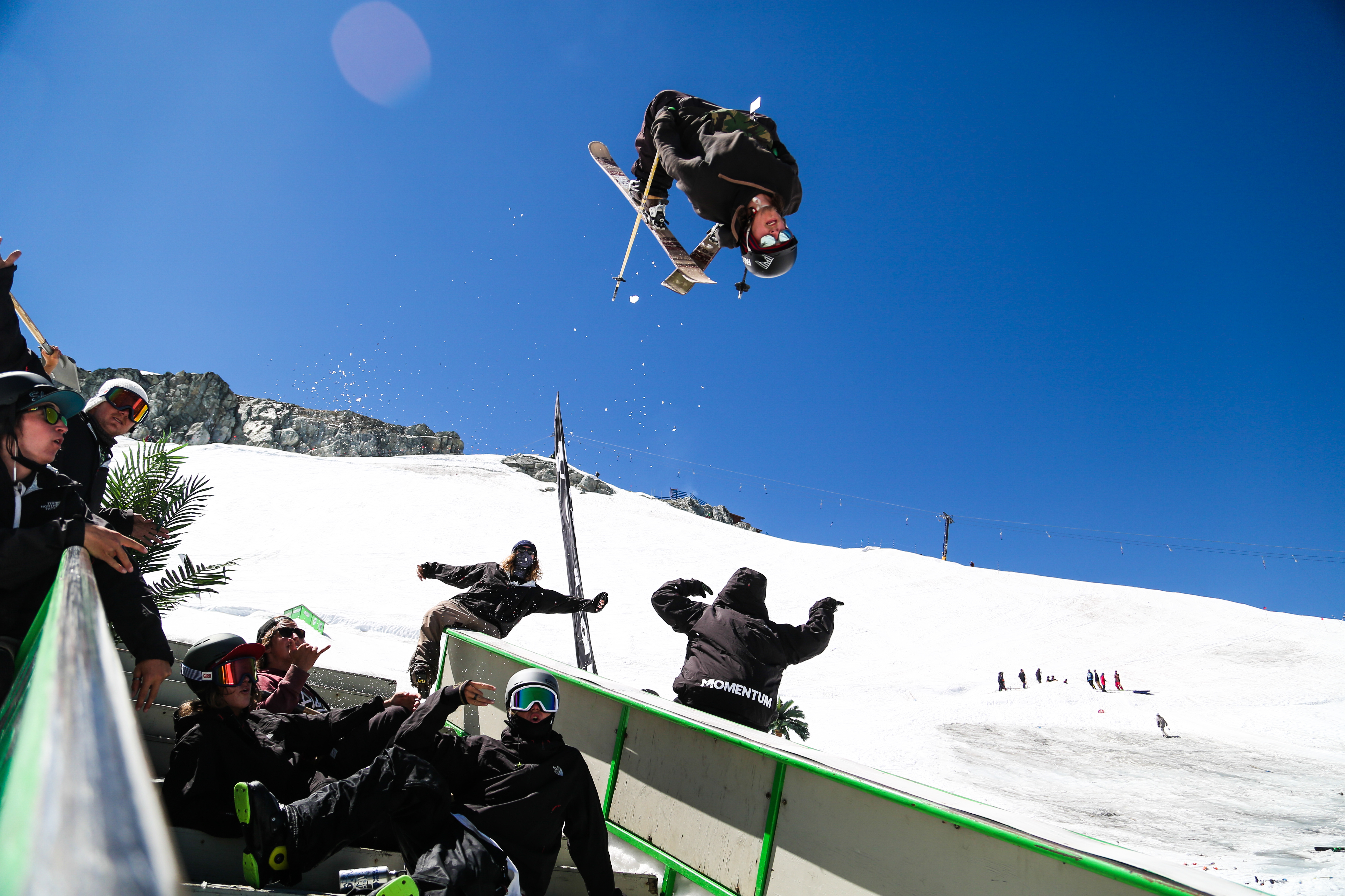 Switch back over a stairset