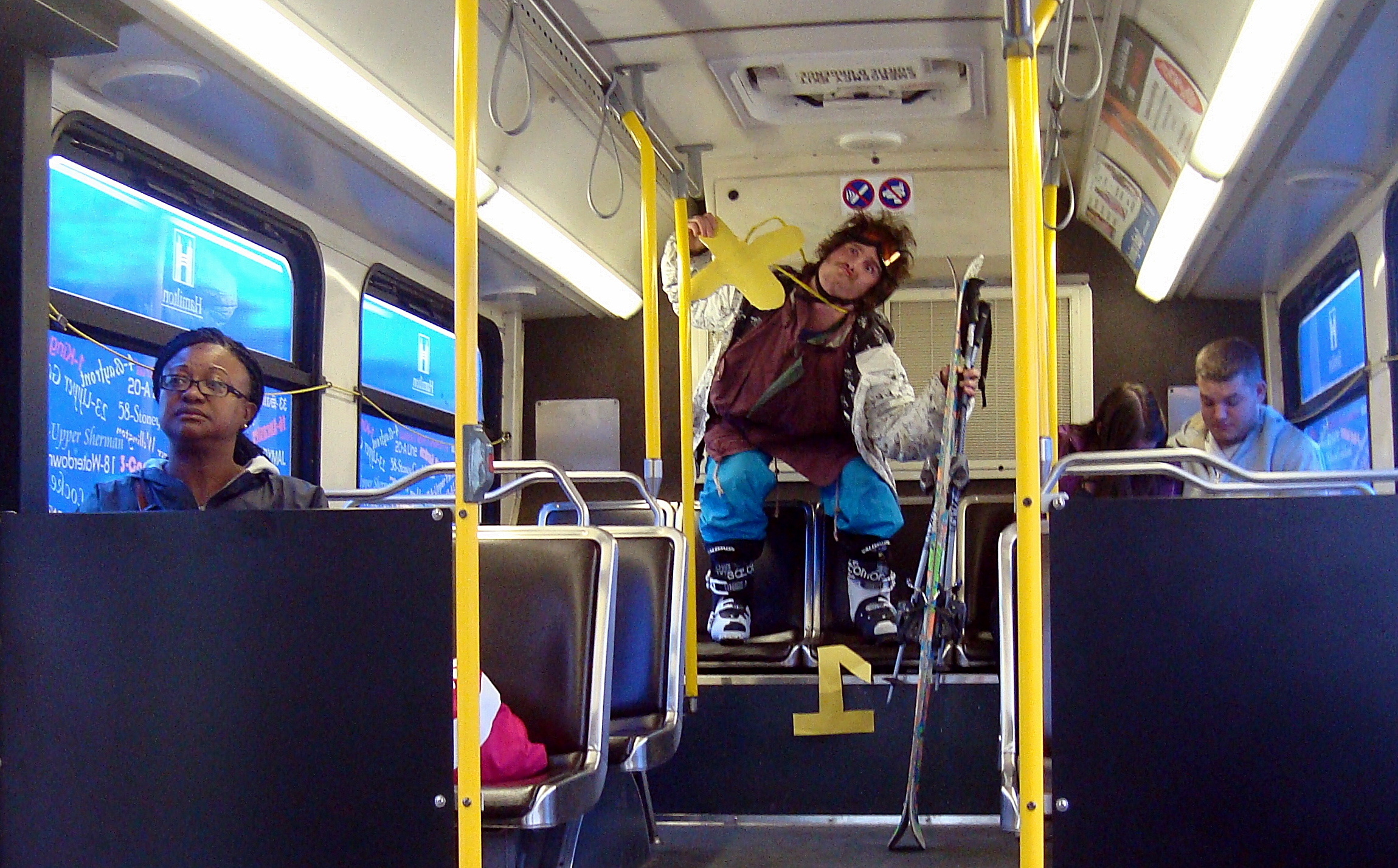 T-Wall Derp Face on a Bus 