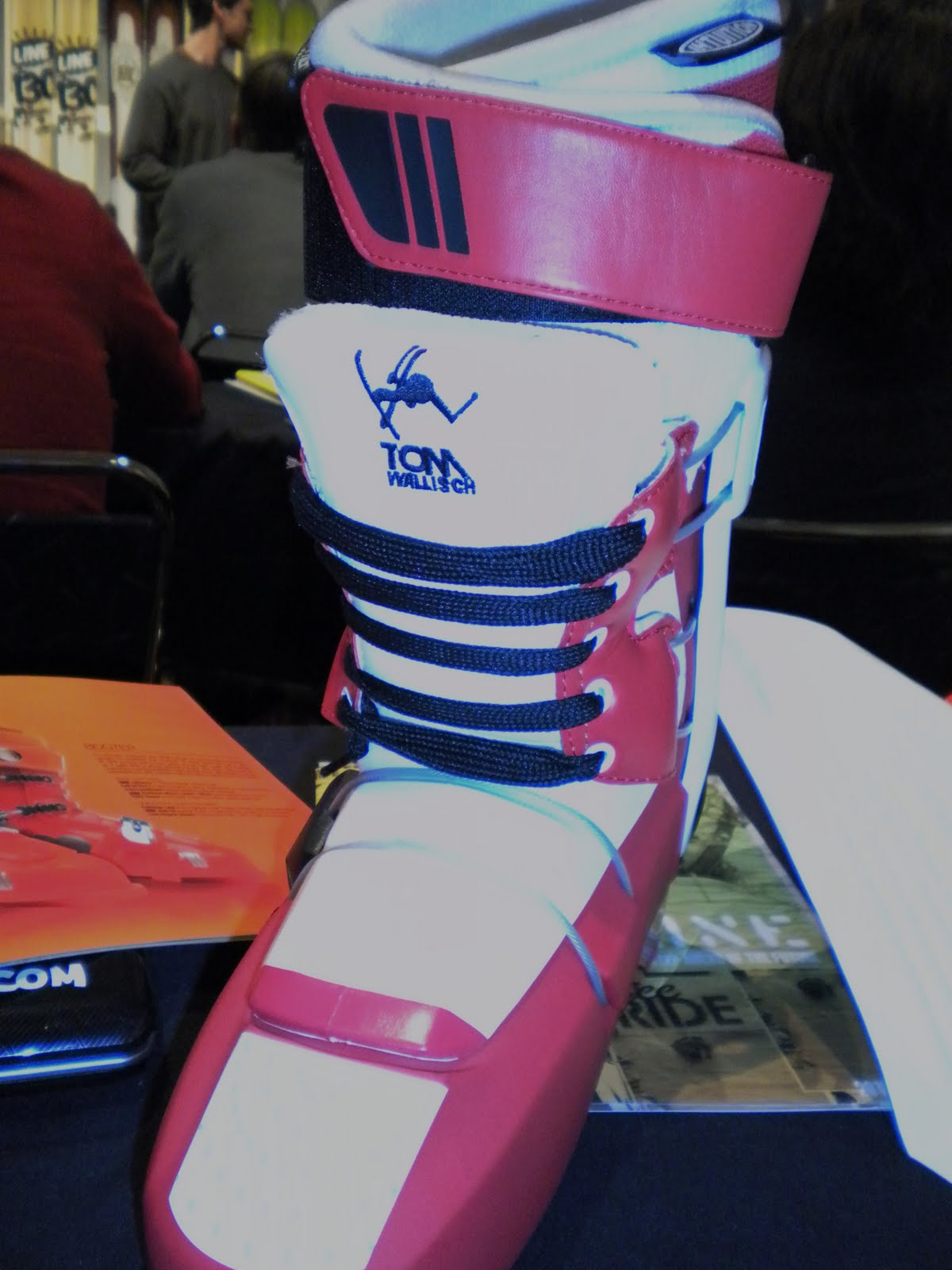 T Wall Full Tilt pto