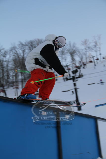 Tail Press- Tall Tee Rail