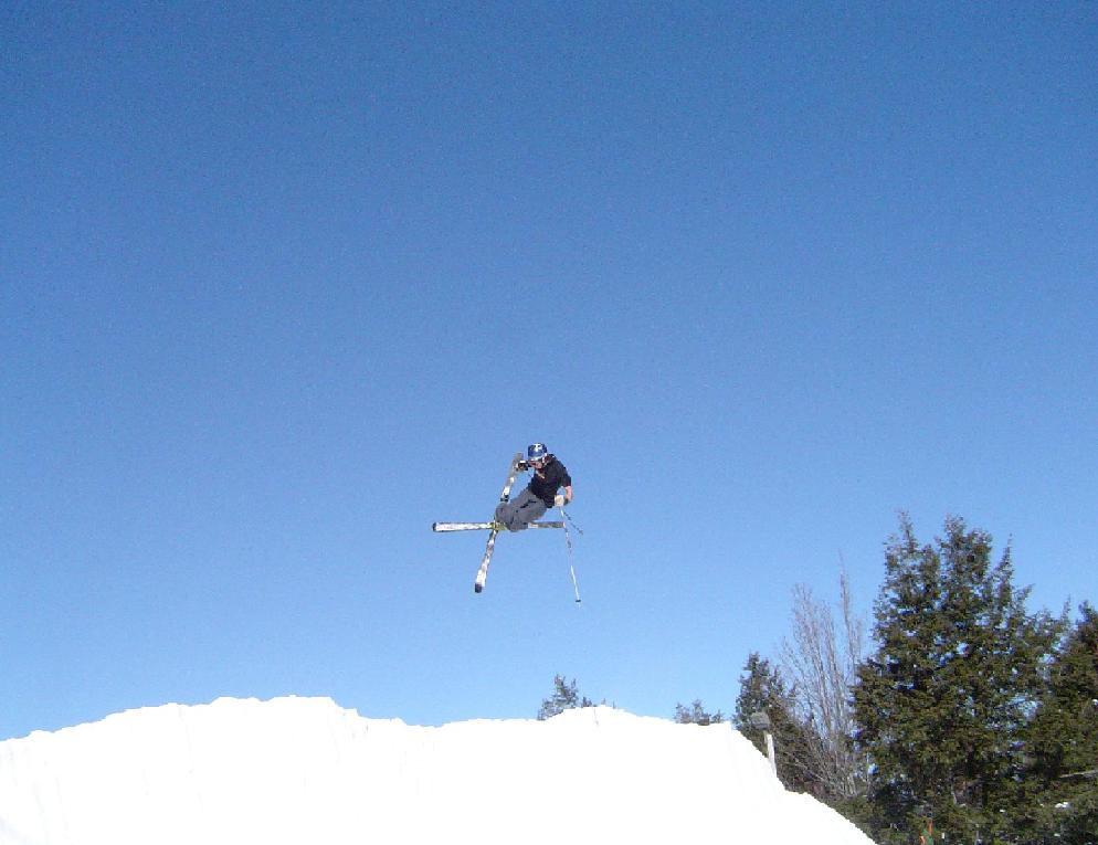 TailGrab In The Quarter Pipe