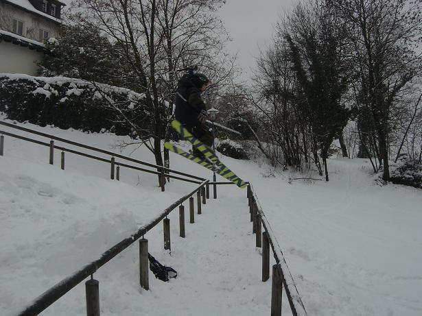 tailgrab over roadgap