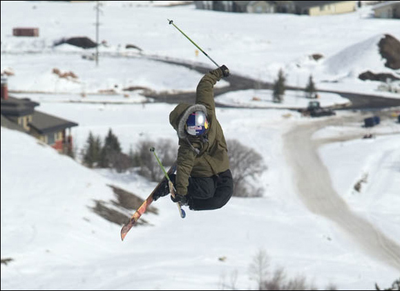 Tanner Hall being STEEZy at THE CANYONS