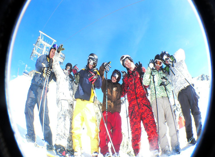 Teamcrew +- Swiss/Austria