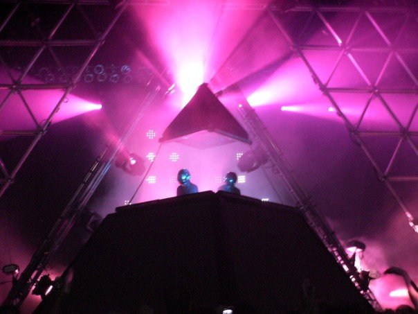 TELEVISION RULES THE NATION