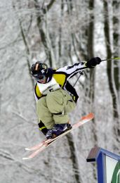 thats me.. safety off the flat rail.. can you believe i made the front page of the newspaper for tha