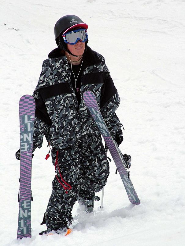 The coolest outfit and skis ever!