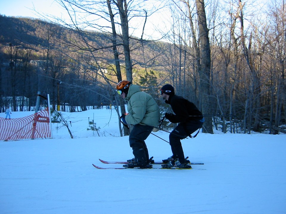 The double binding ski