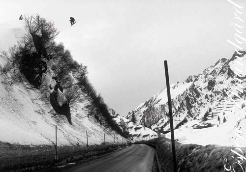 These guy's were rippin it (including their knees...)