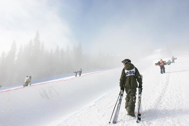 this pic isnt photoshopped. its a natural shot