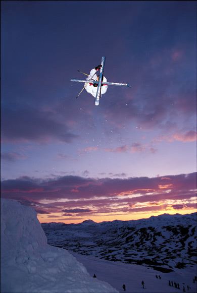 This was the cover of Freeskier last year, this is my fav skiing pic EVER