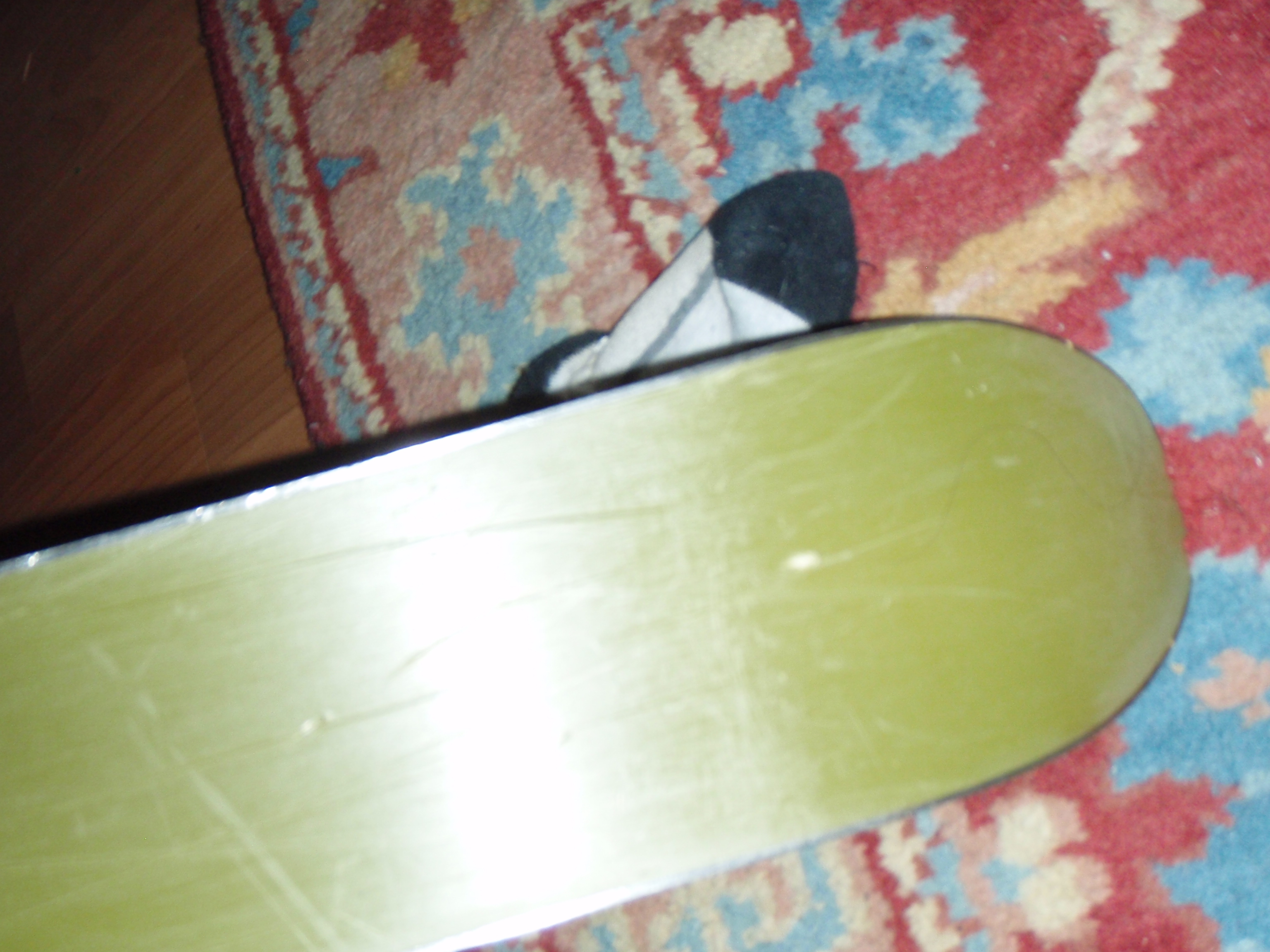 Tiny white is ptex shot