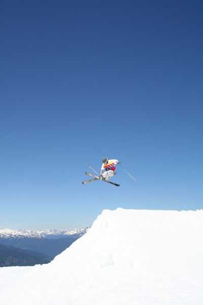 Tj on blue background.