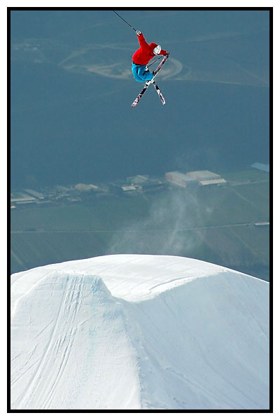 True tail over the corner over the valley