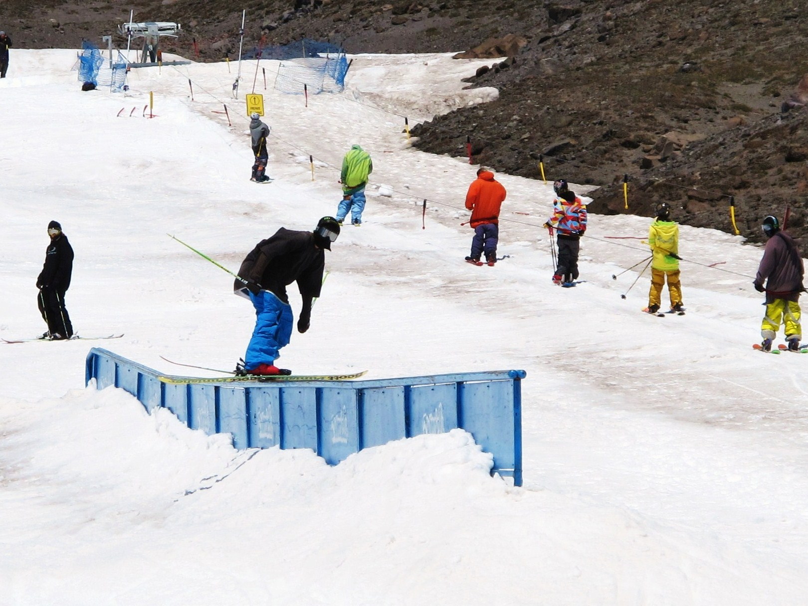 TWall slayyin the 100 ft, rail