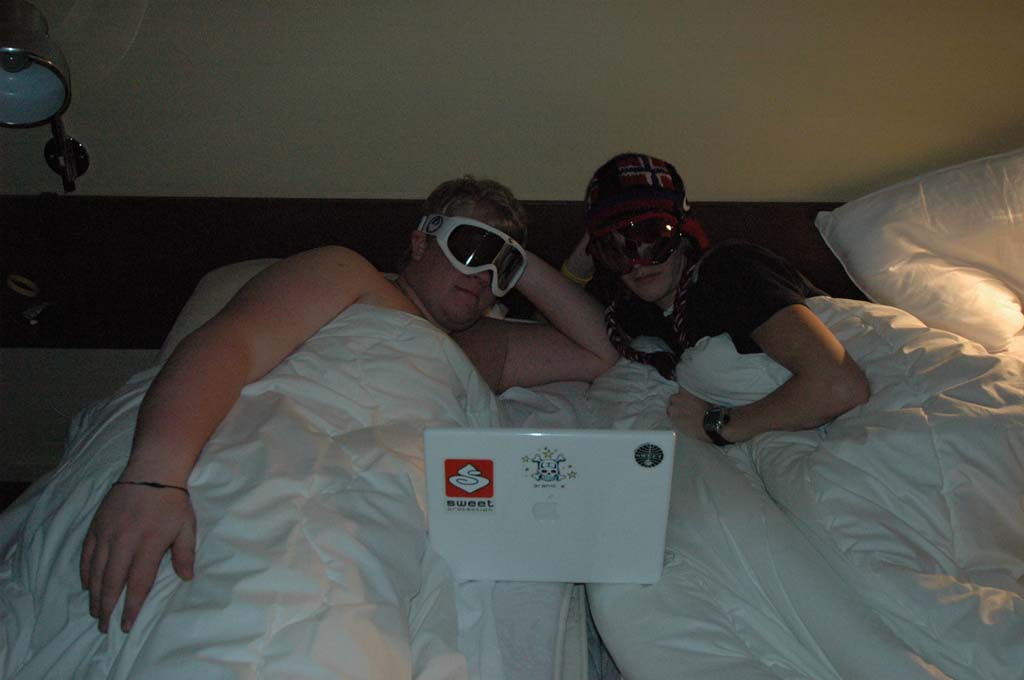 Two ski dudes, before the night:-)