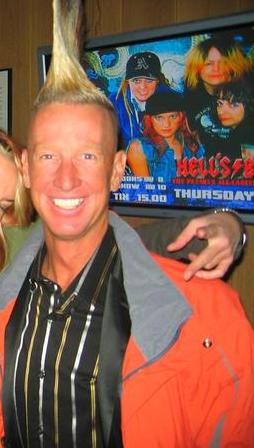 u have just been blinded by Plake's teeth.......