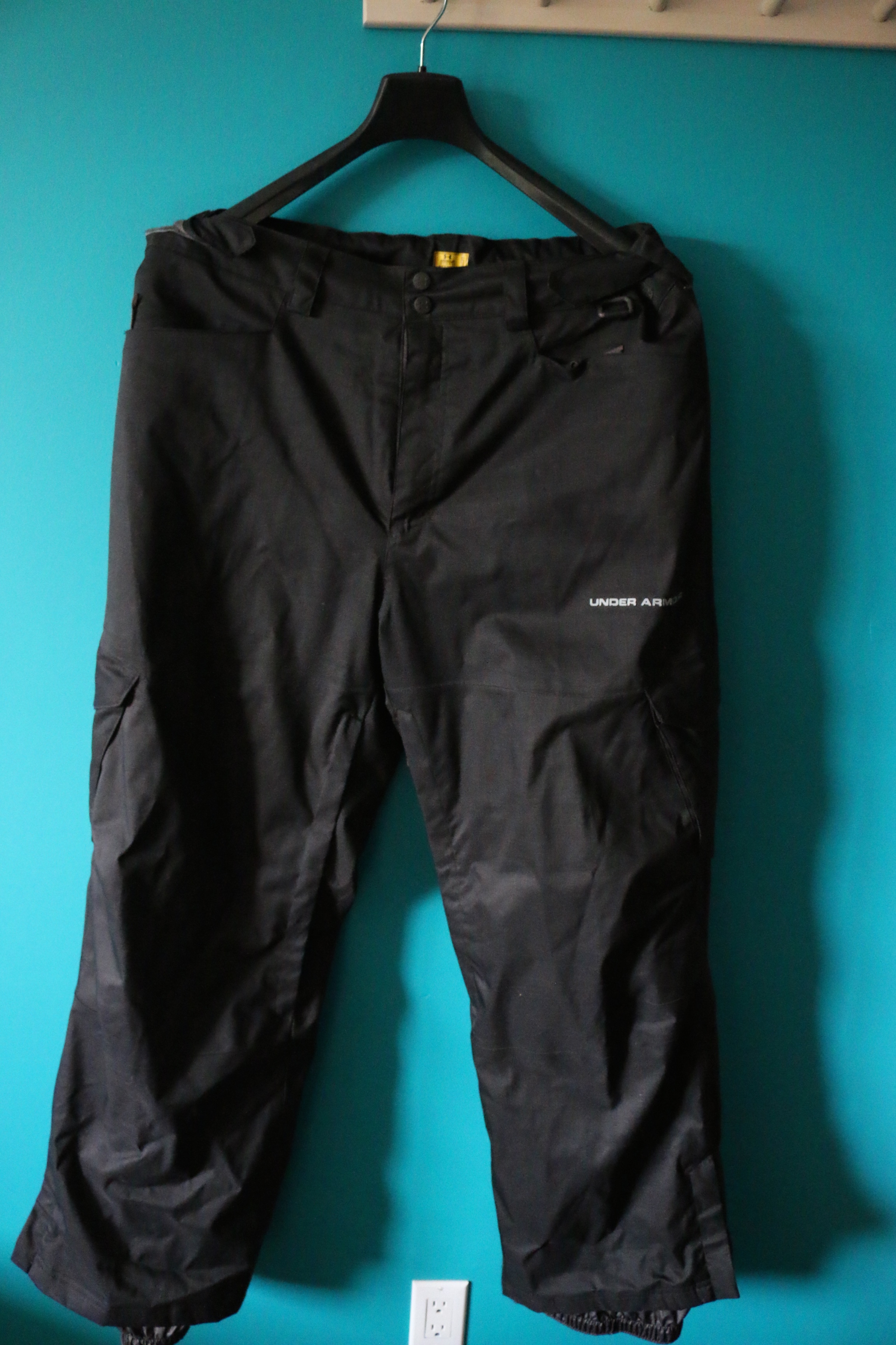Under Armour XL Snow Pants 