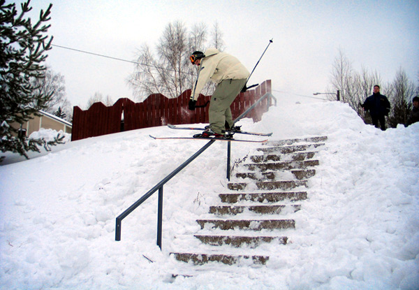 unnatural railslide to fakie