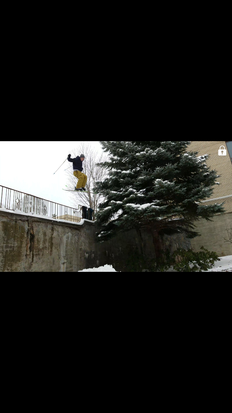 Urban Drop to lip split