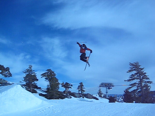 Weird jump... lost balance and had to hold back of ski?