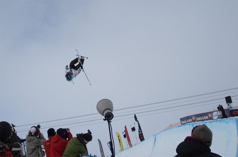 Wells on orage freeski laax