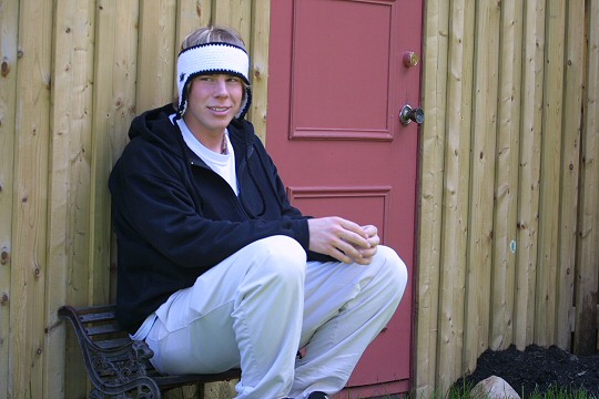 what time is it when an elephant sits on a bench?