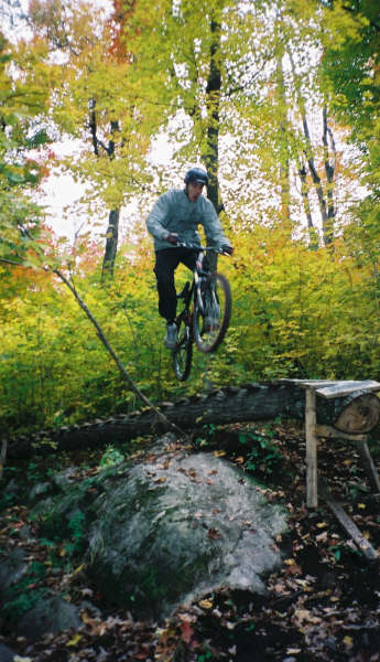 Wheelie drop off logride