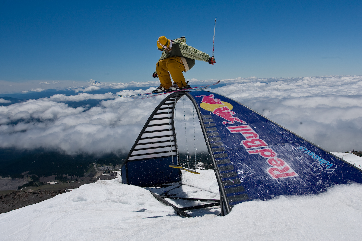 Windells Coach Moxham